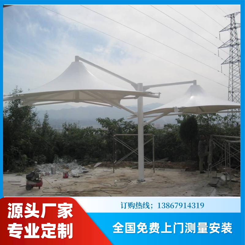 乌鲁木齐公交充电桩车棚与电瓶车充电桩停车棚 面向工厂与小区的高抗风雪设计与计算机平面规划